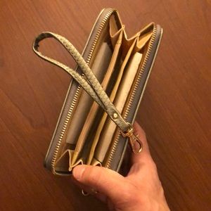 Bags - Wallet Bags - Wallet